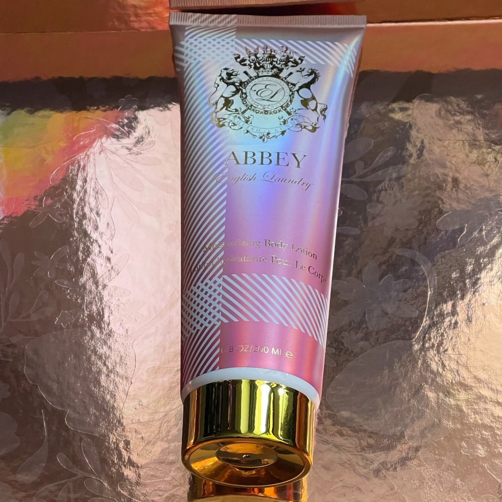 English Laundry Abbey 6.8oz Body Lotion BRAND NEW